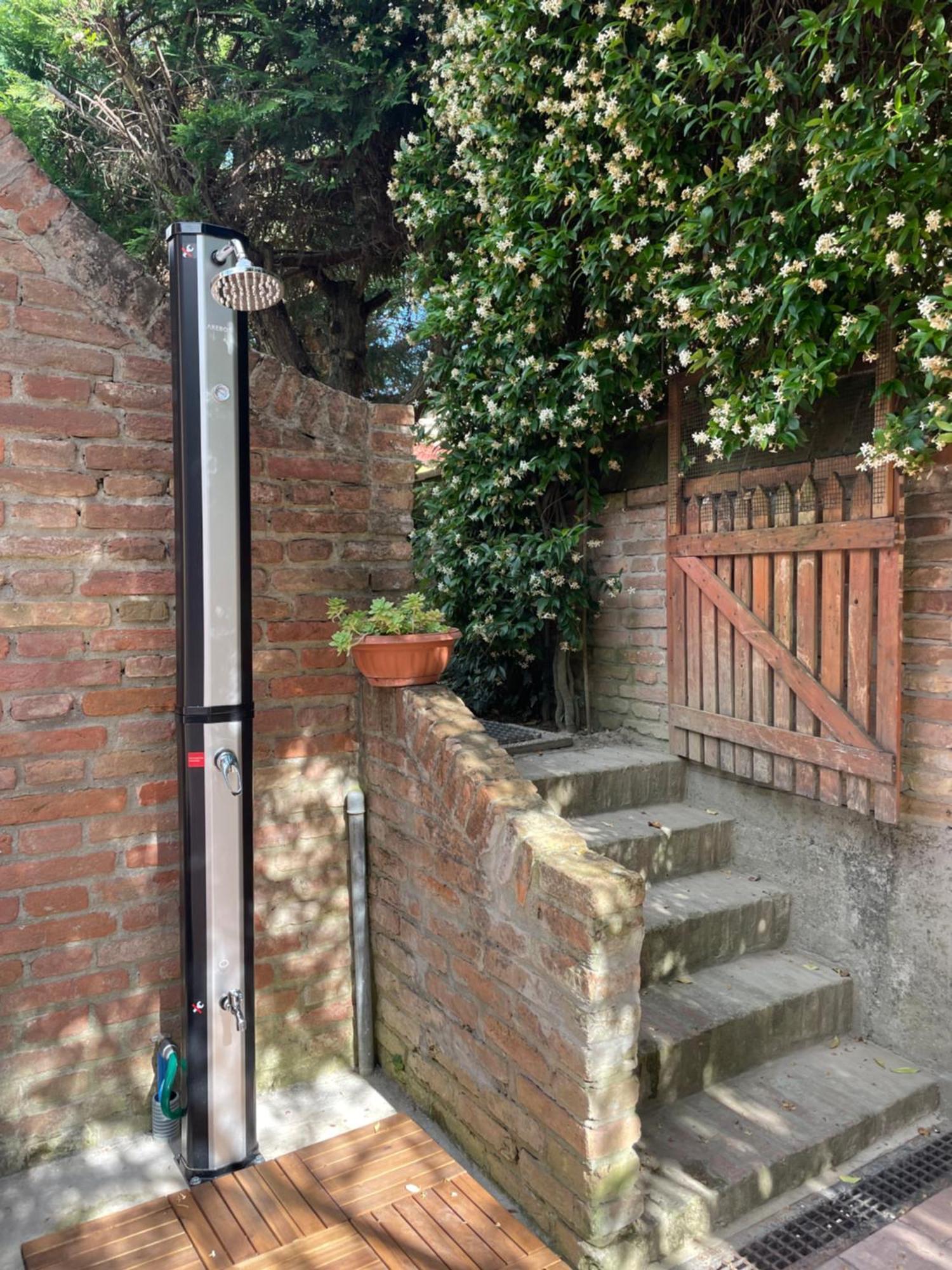 Casa Matilde Piano Terra 100Mq Con Parking E Piscina Apartment Ferrara Exterior photo