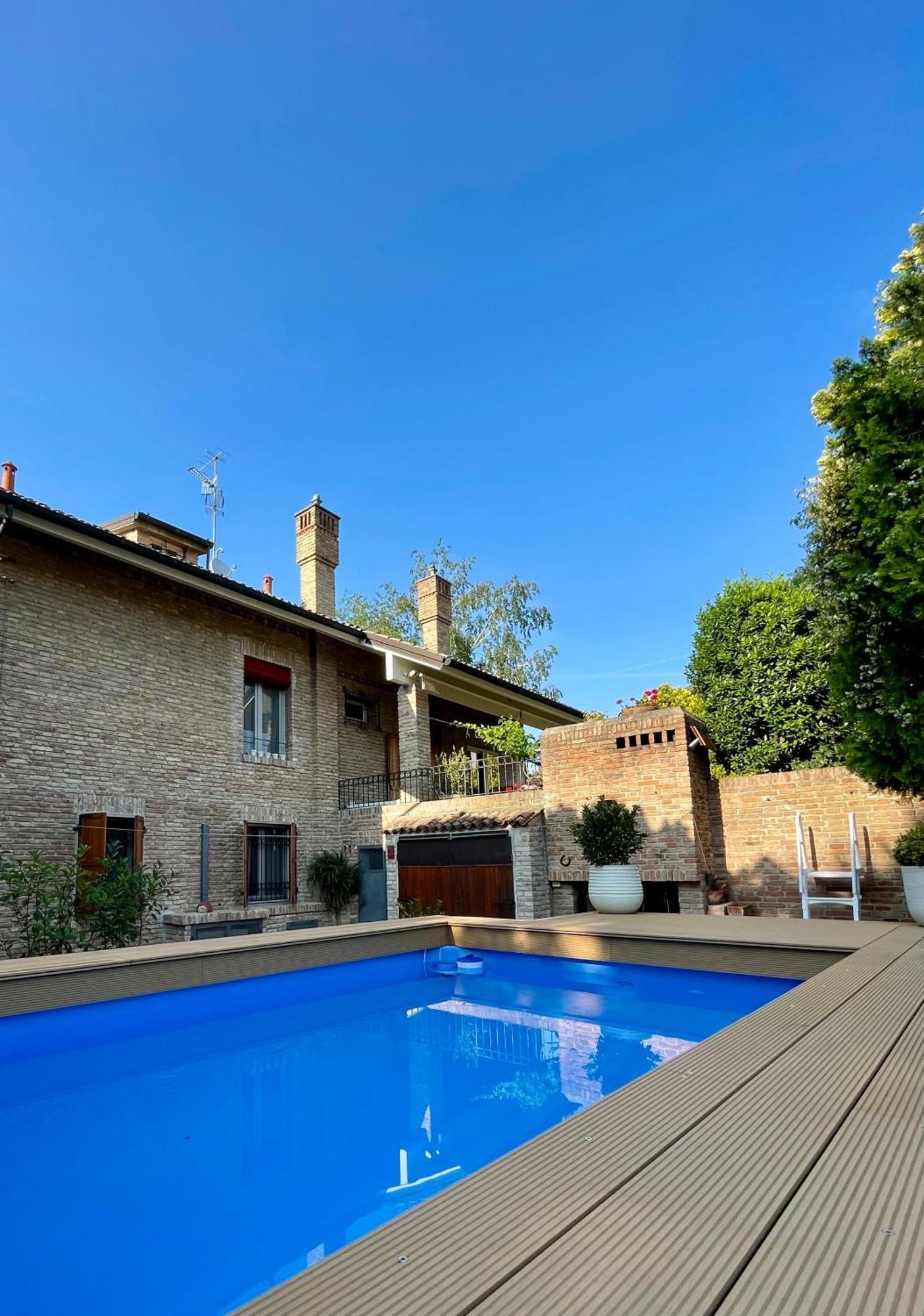 Casa Matilde Piano Terra 100Mq Con Parking E Piscina Apartment Ferrara Exterior photo